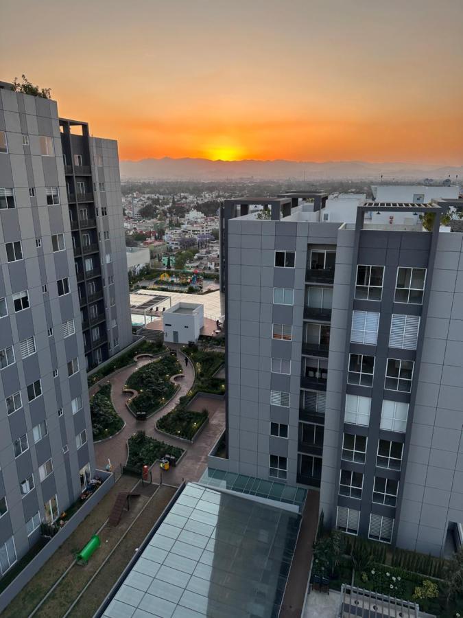 Entire Luxurious Apartment In Shopping Mall Mexico City Exterior photo